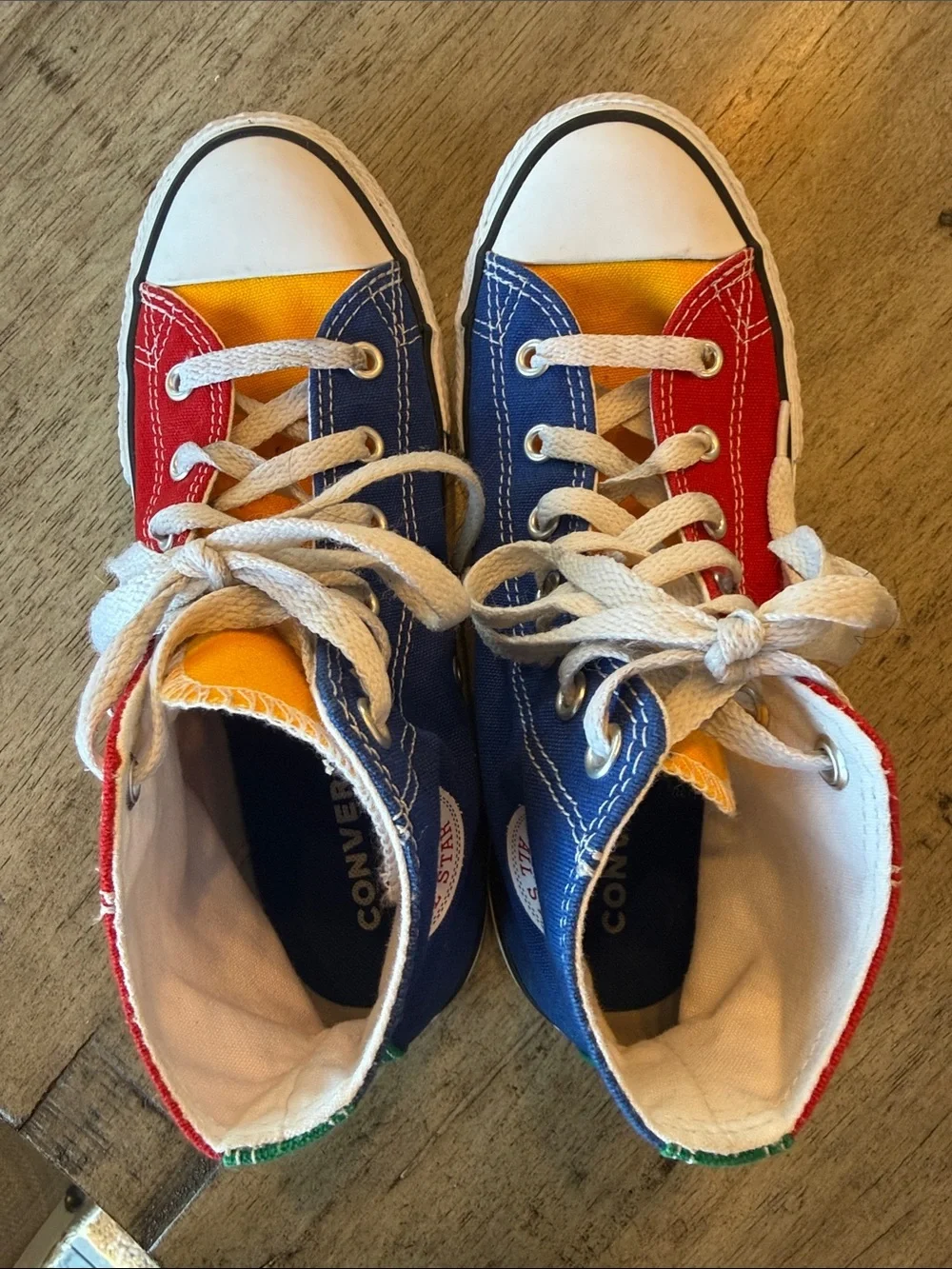 Converse Sneakers, Kids Size 3 High-Top Sneakers